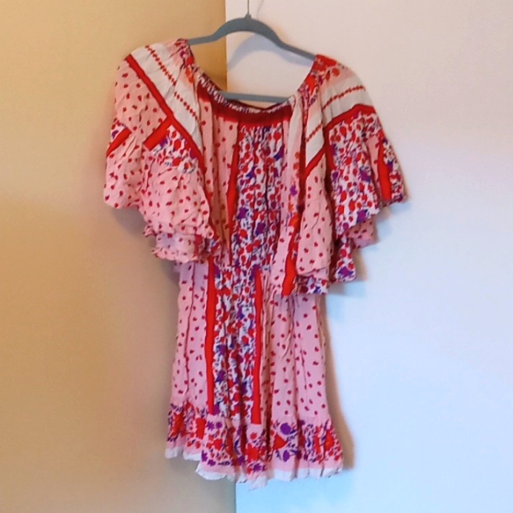 Chic Floral Mini Dress - Pink and Red